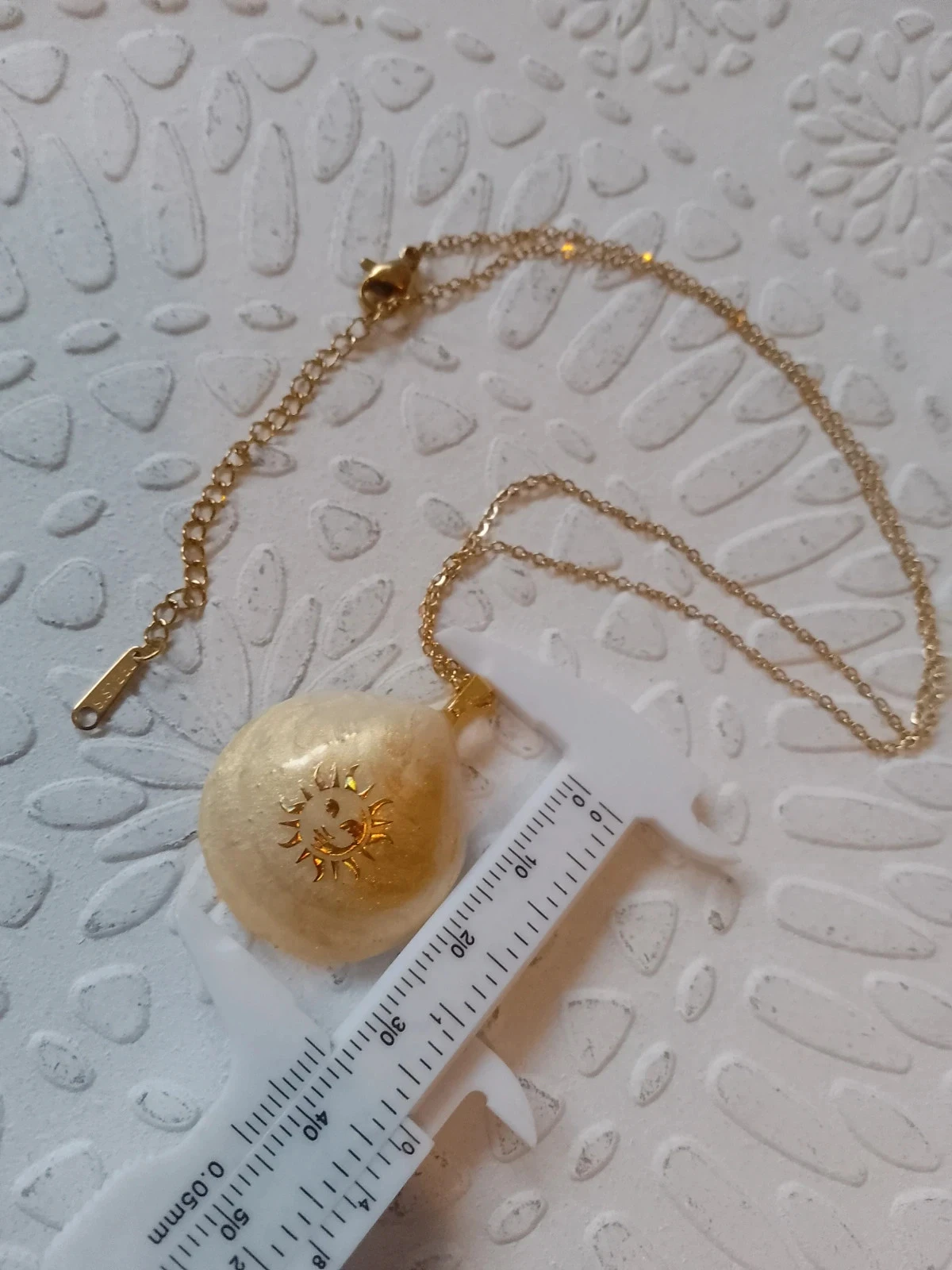 Collar colgante con concha soleada – photo 2